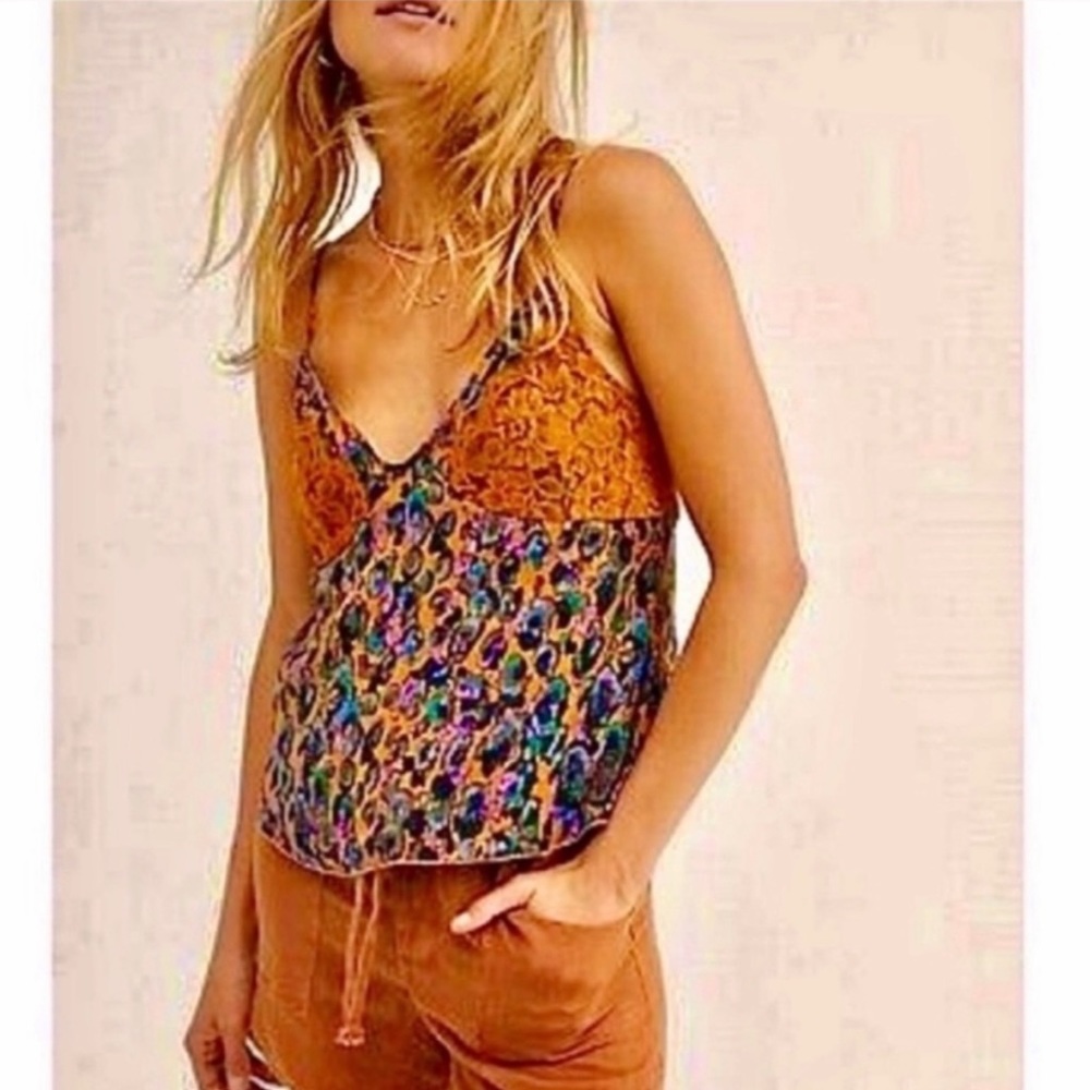 🌺🎉HP🎉🌺 NWT Free People Little Dream Lace Camisole - Picture 3 of 14